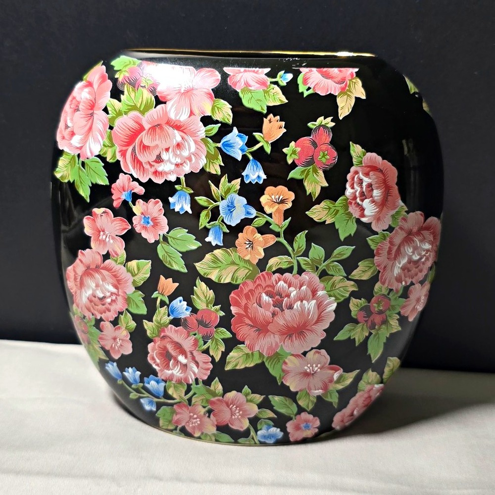 Vtg Otajiri Tavistock Floral Pillow Vase 1980s Japan 6.5/7 inches